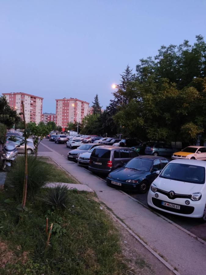 Zozi Urban Studio Skopje Buitenkant foto